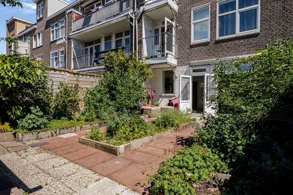 Medium property photo - Valkenboskade 284, 2563 HE Den Haag
